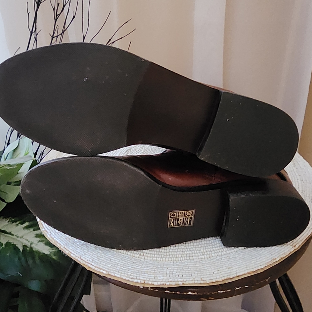 NWT Tory Burch leather Riding Boots size 6. - Picture 5 of 5